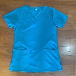 4 Flex Amazon scrub set